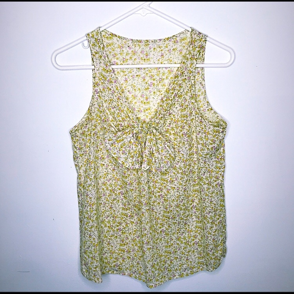 Sleeveless top